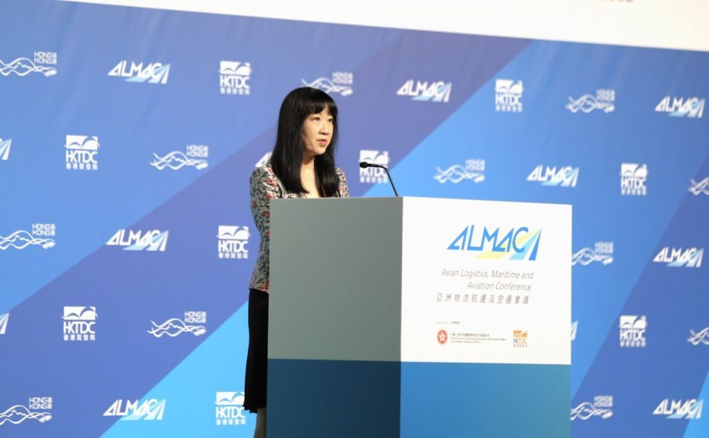 In her welcoming remarks, Margaret Fong, Executive Director of the Hong Kong Trade Development Council (HKTDC), stated, 