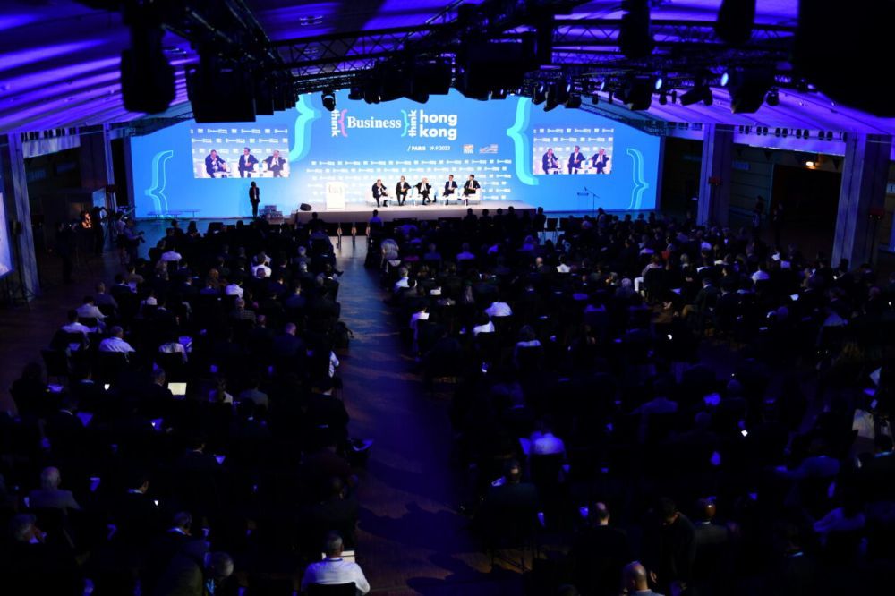 Think Business, Think Hong Kong  Paris organised by the HKTDC was held on 19 September at the Carrousel du Louvre in Paris, France, attracting more than 1,300 participants.