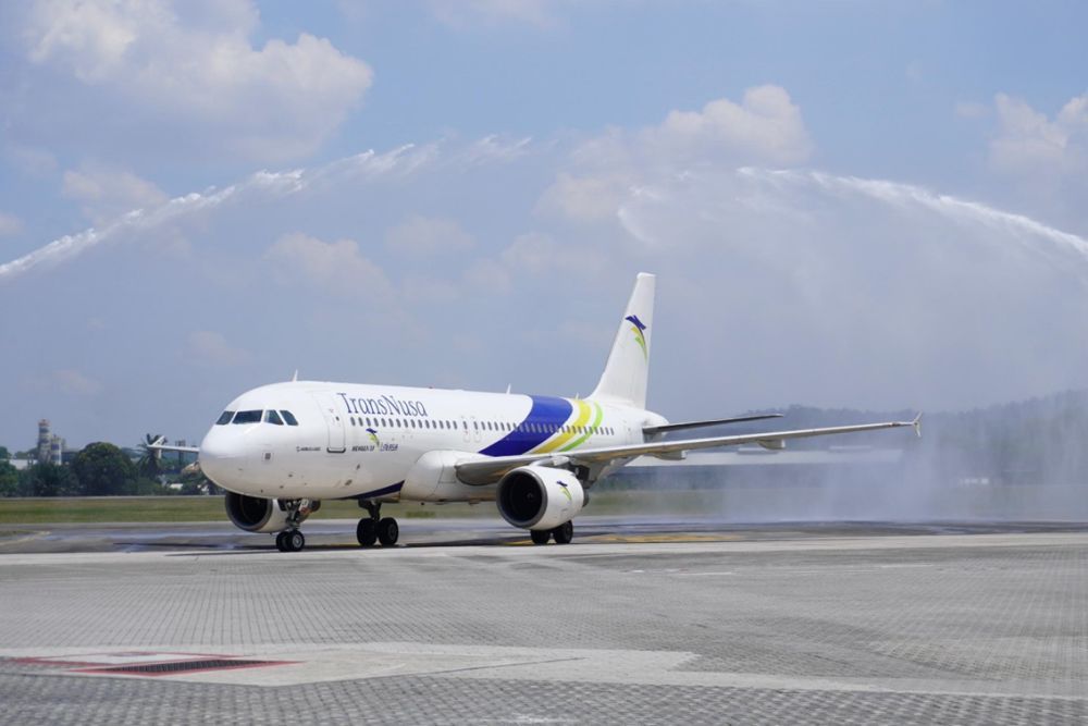 TRANSNUSA LANDS IN SUBANG AIRPORT