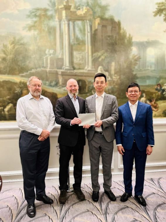 PanMediso Holdings Team from left to right:Academician Robin Grimes, Chair of the Joint Technical Committee, Academician Andrew Carlick，CEO UK side, Mr. Leo Dang, CEO China side, Mr. Ivan Fu, Chairman of the Board of Directors