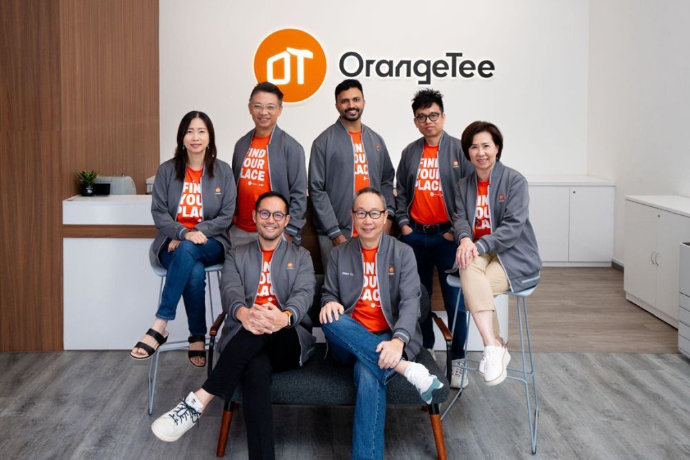 Refreshed OrangeTee Senior Management Team (Front row from left to right: Justin Quek and Steven Tan; Back row from left to right: Christine Sun, Raymond Khoo, Ramesh Pillai, Jon Tan, and Elsie Low). Photo by OrangeTee.