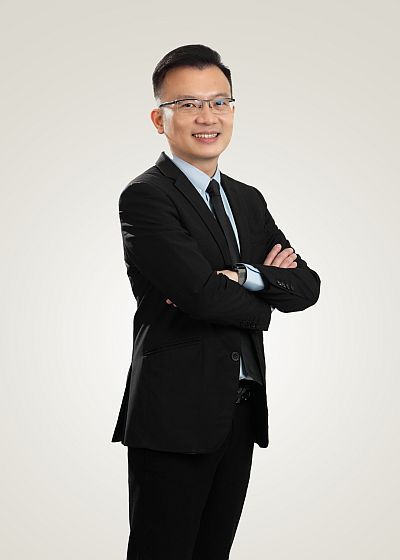 Dr. Chong Tze Sheng, Managing Director of DC Healthcare