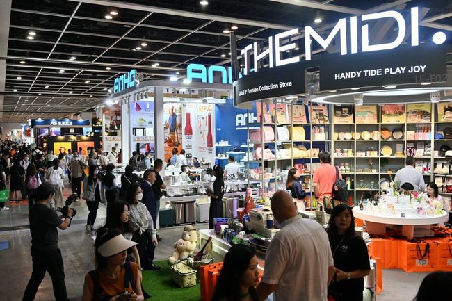 HKTDC lifestyle, licensing events attract close to 56,000 buyers