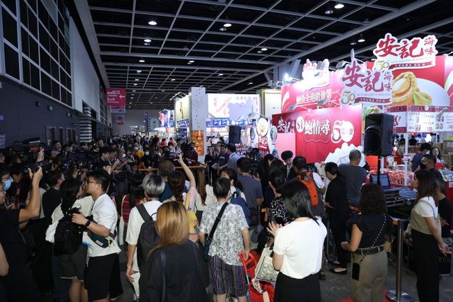 HKTDC Food Expo and inaugural Food Expo PRO open today