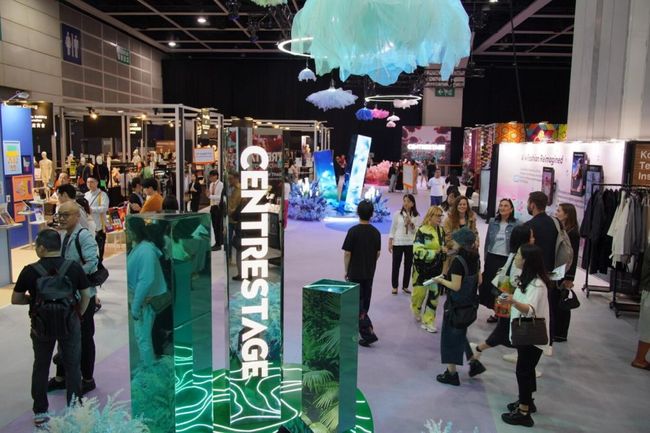 CENTRESTAGE draws 7,700 buyers