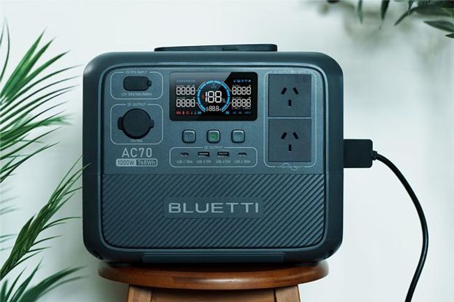 BLUETTI's Christmas Sales and Three New Portable Power Stations Arrive for the Perfect Gift