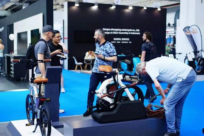 Yadea Again Brings Its Leading E-bikes to EUROBIKE 2023