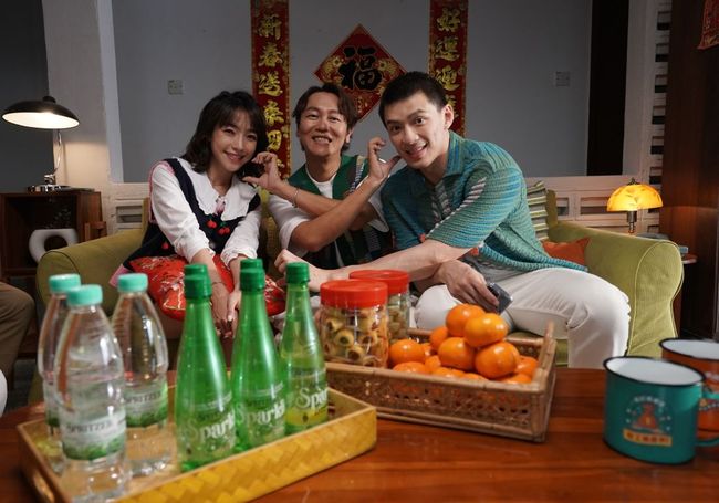 Celebrate Chinese New Year 2025 with Spritzer: Embrace Heartfelt & Refreshing Moments