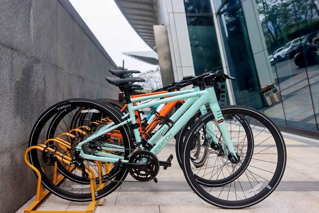 Batch Bicycles and Hyatt Place Zhuhai jointly organized An Exhalating Cycling Event in Macau
