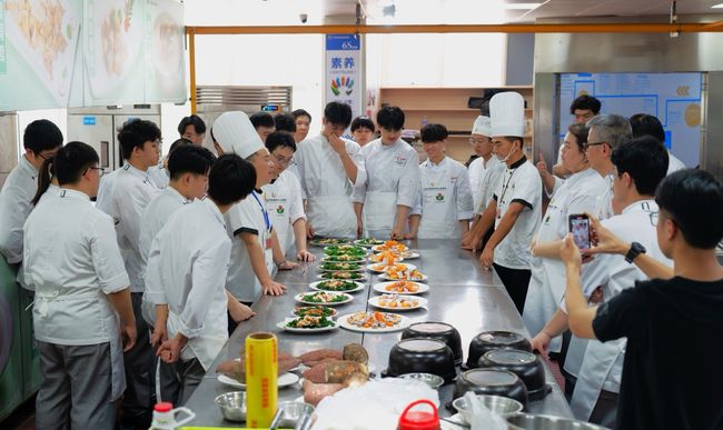 Chinese Culinary Culture Training Programme: 30 Hong Kong Students Embarked on a Study Tour in Chaoshan