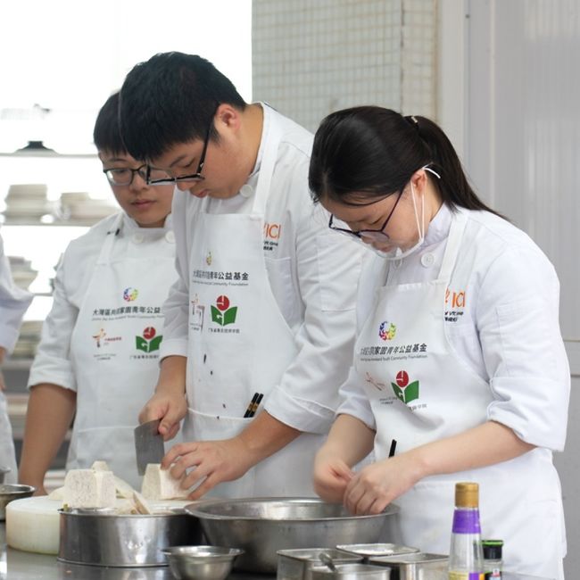 Chinese Culinary Culture Training Programme: 30 Hong Kong Students Embarked on a Study Tour in Chaoshan