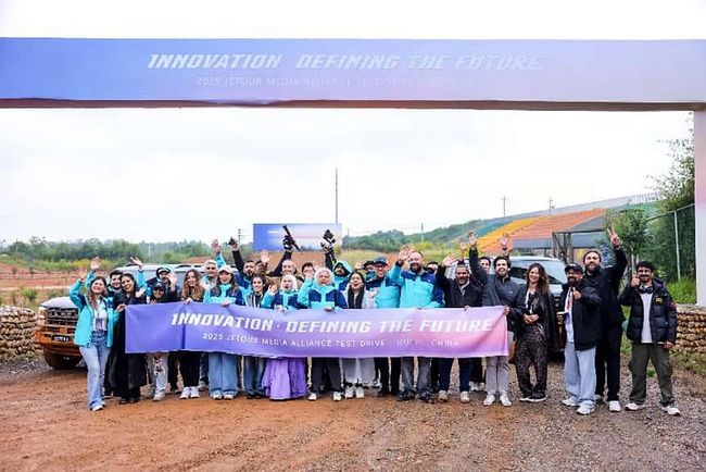 Global Media First Drive of G700: A Comprehensive Validation of GAIA Hybrid Off-Road Architecture