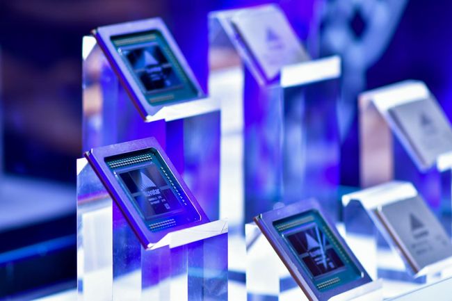 天数智芯明日登陆港交所：软硬件协同+全场景覆盖 乘AI东风角逐全球算力高地