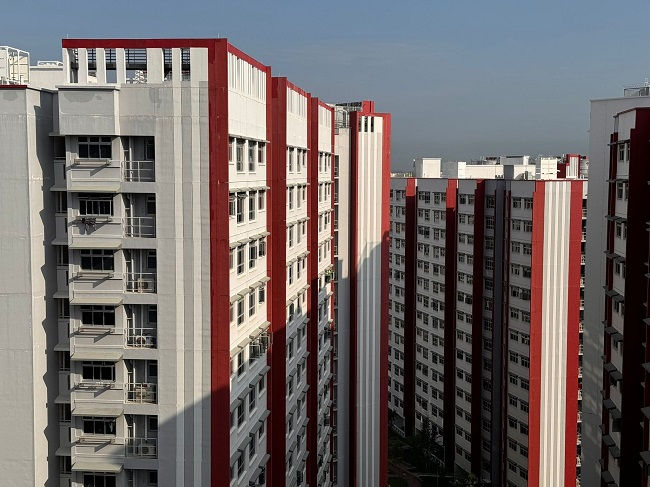 Hitachi Awarded Largest Contract in Singapore to Supply 450 Lifts at HDB Blocks