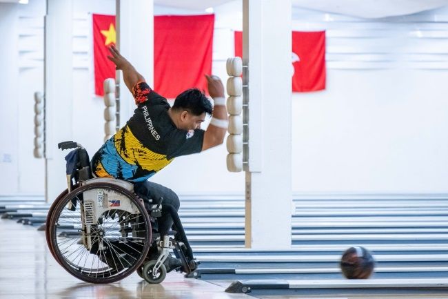 首届亚洲残疾人保龄球锦标赛揭幕 冀本港运动员占主场之利夺佳绩