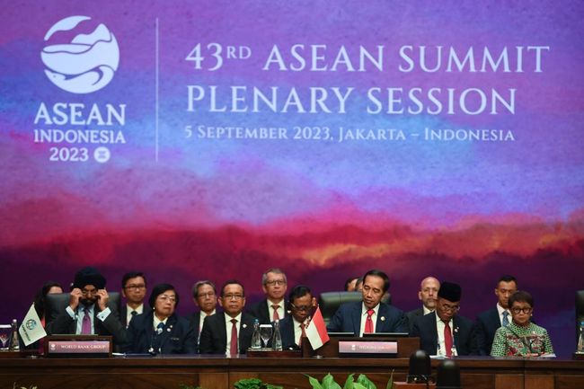 Jokowi: ASEAN maintains unity amid its challenges; 43rd ASEAN Summit in Jakarta continues
